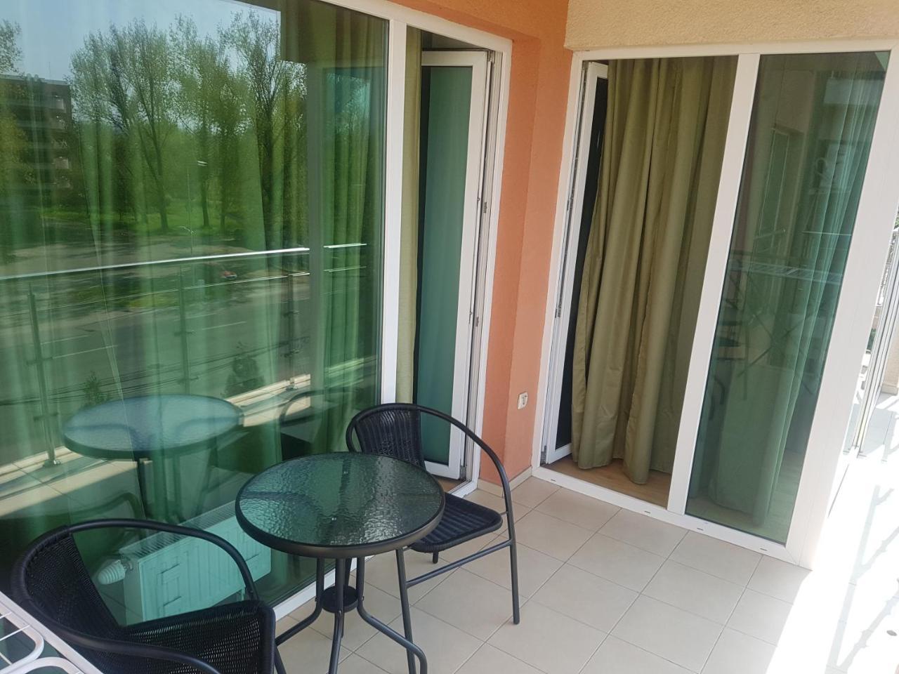 Apartament Mamaia Apartment Екстериор снимка