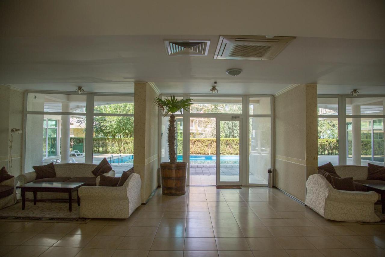 Apartament Mamaia Apartment Екстериор снимка